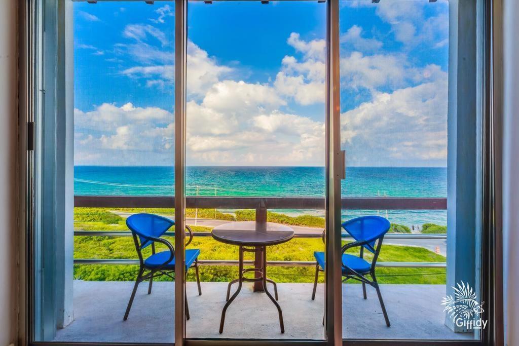 Deep Blue Condos - 201 Исла Мухерес Екстериор снимка